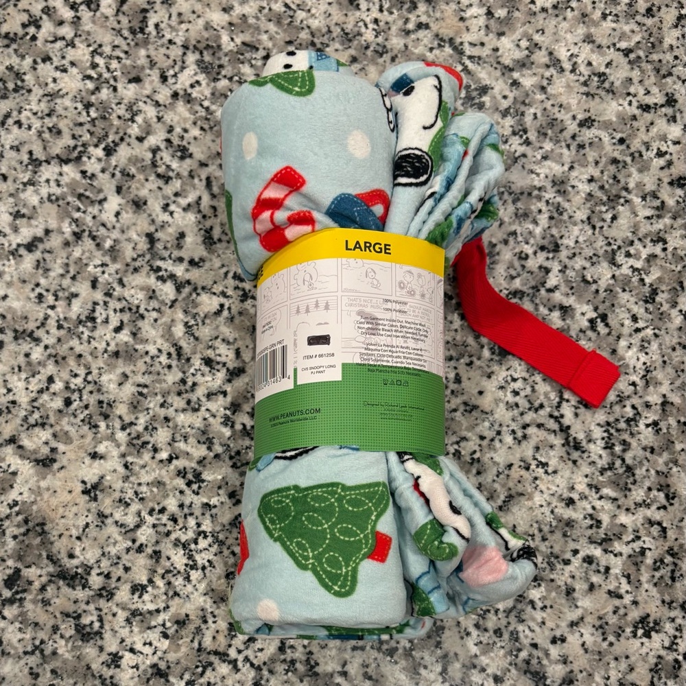 Peanuts Snoopy Holiday Women's Pajama Pants - Picture 5 of 6